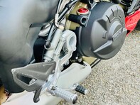 Ducati Streetfighter V4 Streetfighter V4S 20