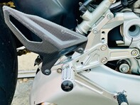 Ducati Streetfighter V4 Streetfighter V4S 21