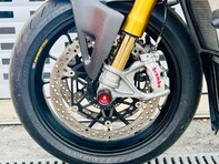 Ducati Streetfighter V4 Streetfighter V4S 26