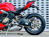 Ducati Streetfighter V4 Streetfighter V4S 29