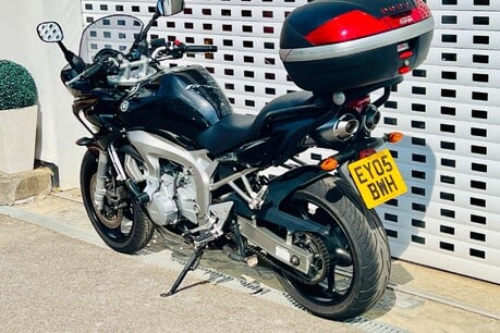 Yamaha FZ FAZER 600 13