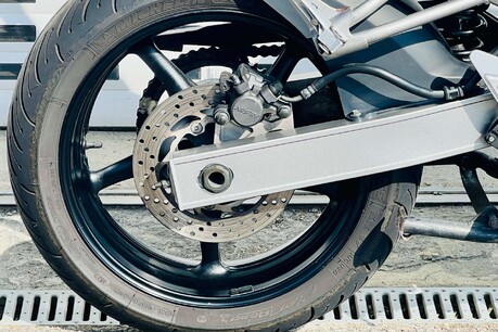 Yamaha FZ FAZER 600 11