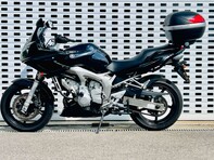 Yamaha FZ FAZER 600 13