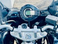 Yamaha FZ FAZER 600 8