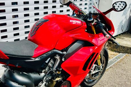 Ducati Panigale V4 Panigale V4 24
