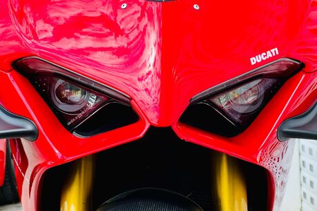 Ducati Panigale V4 Panigale V4 10