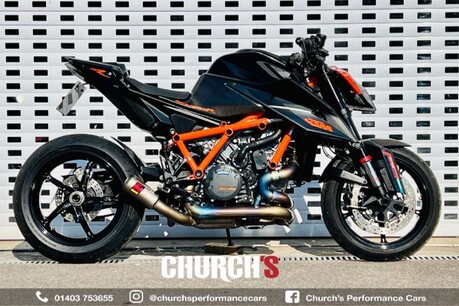 KTM 1290 SUPERDUKE R 20 1