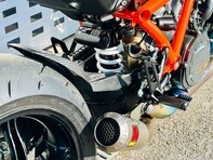 KTM 1290 SUPERDUKE R 20 10