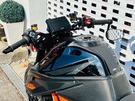 KTM 1290 SUPERDUKE R 20 12