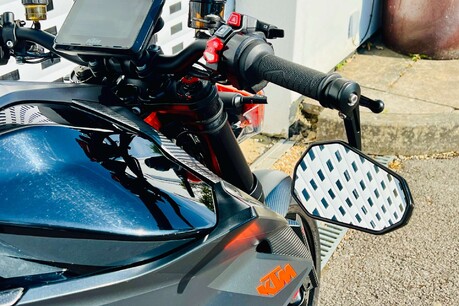 KTM 1290 SUPERDUKE R 20 18