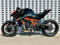 KTM 1290 SUPERDUKE R 20 22