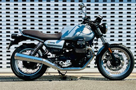 Moto Guzzi V7 V7 IV Special 1