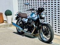 Moto Guzzi V7 V7 IV Special 3