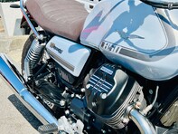 Moto Guzzi V7 V7 IV Special 10