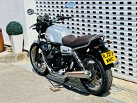 Moto Guzzi V7 V7 IV Special 22