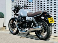 Moto Guzzi V7 V7 IV Special 23