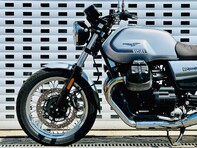 Moto Guzzi V7 V7 IV Special 25