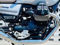 Moto Guzzi V7 V7 IV Special 8
