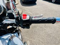 Moto Guzzi V7 V7 IV Special 14