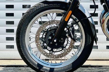 Moto Guzzi V7 V7 IV Special 28