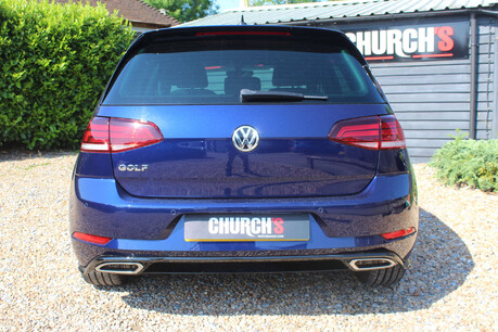 Volkswagen Golf 1.5 Golf R-Line Edition TSi Evo 5dr 12