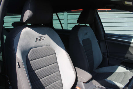 Volkswagen Golf 1.5 Golf R-Line Edition TSi Evo 5dr 5