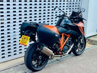 KTM 1290 Super Duke GT 1290 Super Duke GT 2