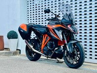 KTM 1290 Super Duke GT 1290 Super Duke GT 4