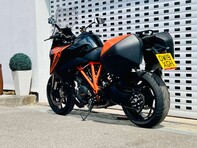 KTM 1290 Super Duke GT 1290 Super Duke GT 22