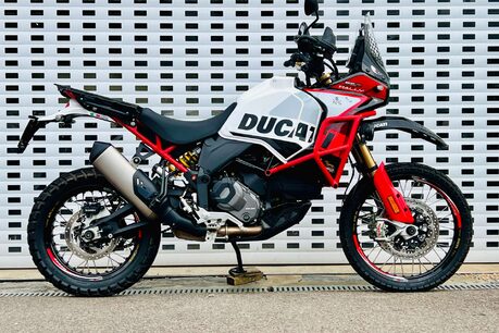 Ducati Desert X Desert X Rally 2