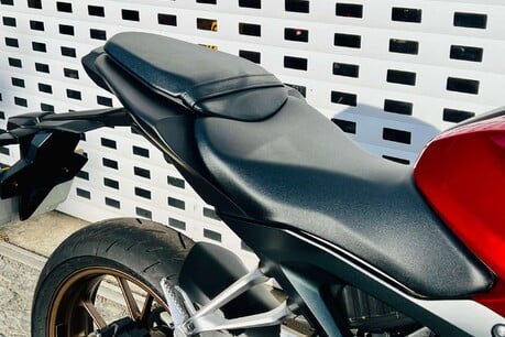 Honda CB CBF 125 NA-P 8