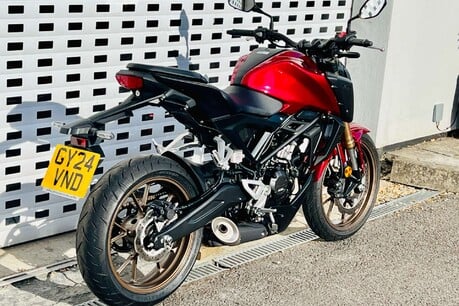 Honda CB CBF 125 NA-P 3