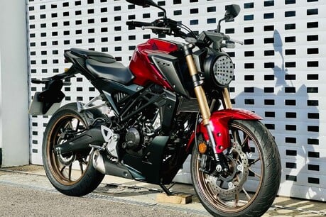 Honda CB CBF 125 NA-P 4