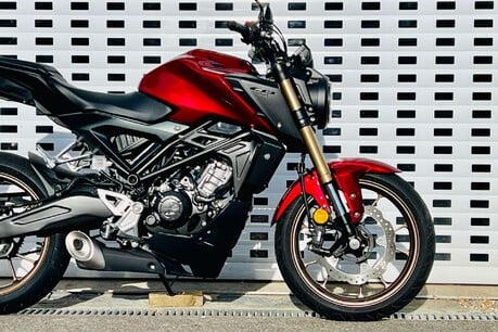 Honda CB CBF 125 NA-P 6