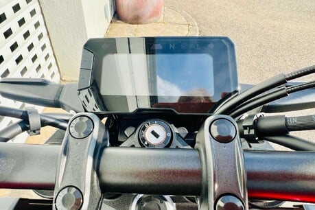 Honda CB CBF 125 NA-P 17