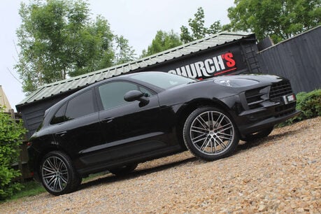 Porsche Macan 2.0 Macan Semi-Auto 4WD 5dr 1