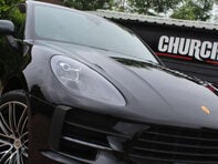 Porsche Macan 2.0 Macan Semi-Auto 4WD 5dr 5
