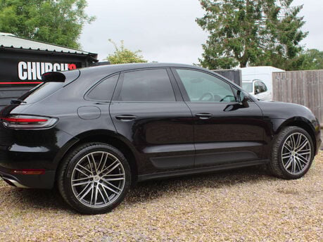 Porsche Macan 2.0 Macan Semi-Auto 4WD 5dr 