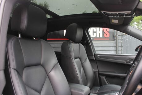 Porsche Macan 2.0 Macan Semi-Auto 4WD 5dr 12