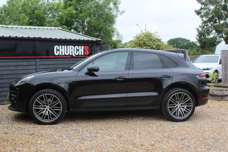 Porsche Macan 2.0 Macan Semi-Auto 4WD 5dr 17