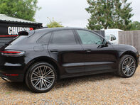 Porsche Macan 2.0 Macan Semi-Auto 4WD 5dr 7