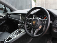 Porsche Macan 2.0 Macan Semi-Auto 4WD 5dr 14