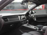 Porsche Macan 2.0 Macan Semi-Auto 4WD 5dr 21