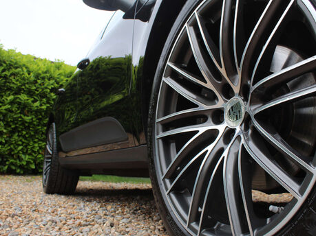 Porsche Macan 2.0 Macan Semi-Auto 4WD 5dr 
