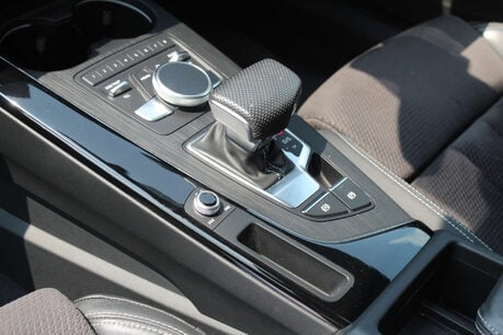 Audi A5 2.0 A5 Black Edition 40 TFSI Semi-Auto 2dr 17