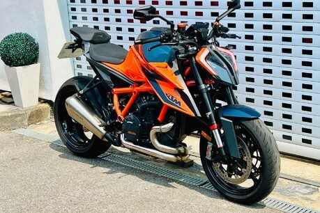 KTM 1290 Super Duke R 1290 Super Duke R 3