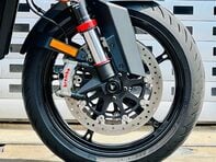 KTM 1290 Super Duke R 1290 Super Duke R 14