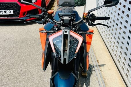 KTM 1290 Super Duke R 1290 Super Duke R 19
