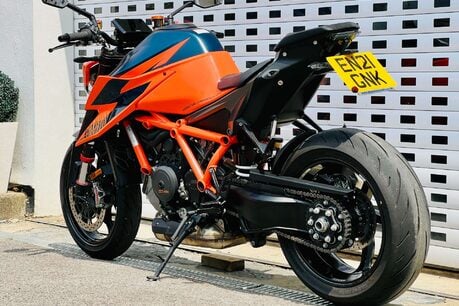 KTM 1290 Super Duke R 1290 Super Duke R 25