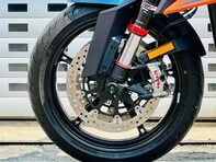 KTM 1290 Super Duke R 1290 Super Duke R 31